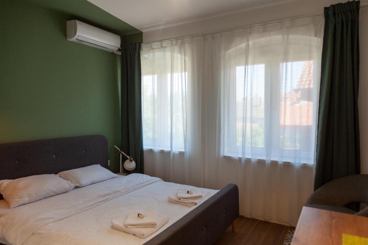 Moms House Hotel Golubac Exterior foto