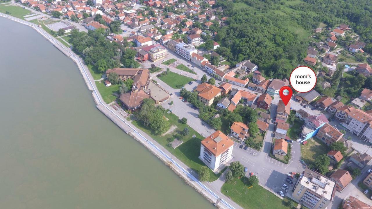Moms House Hotel Golubac Exterior foto